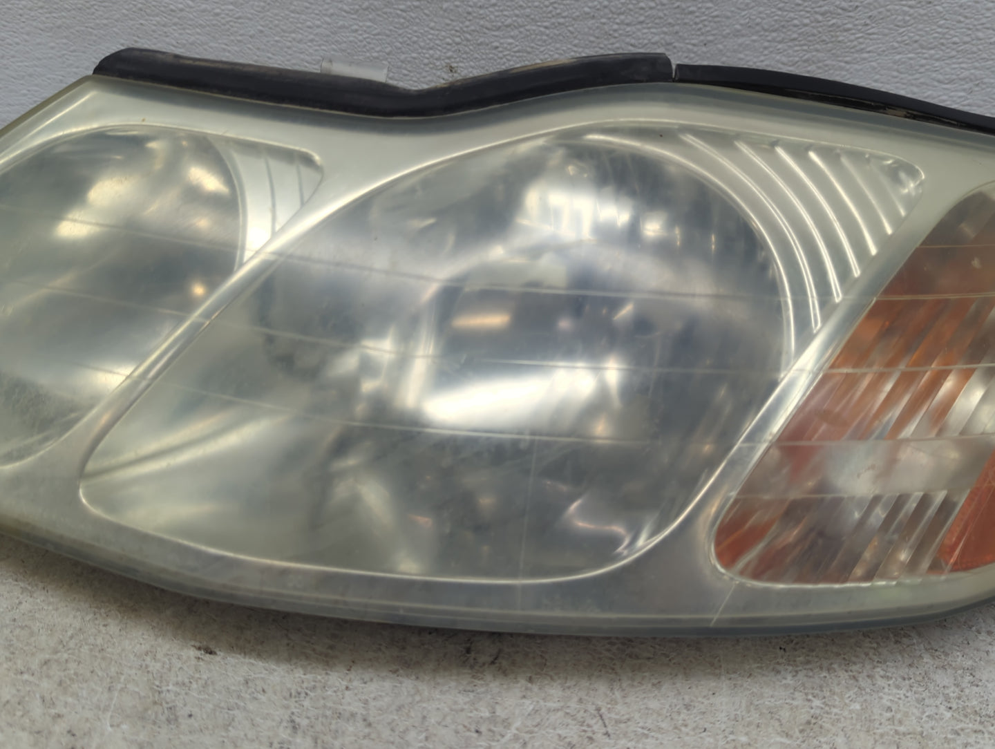 2000-2004 Toyota Avalon Driver Left Oem Head Light Headlight Lamp - Oemusedautoparts1.com