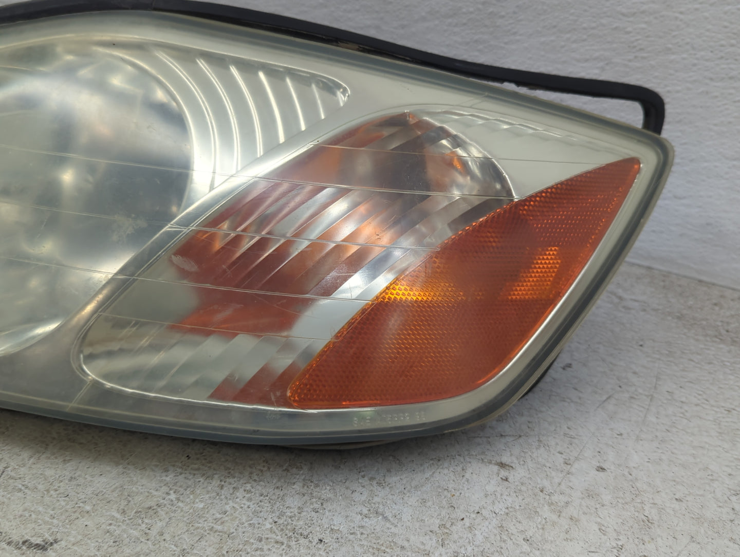 2000-2004 Toyota Avalon Driver Left Oem Head Light Headlight Lamp - Oemusedautoparts1.com