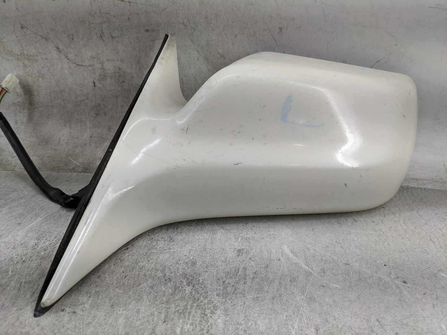 2004 Toyota Avalon Driver Side View Mirror - Left Door Mirror OEM Used - Oemusedautoparts1.com