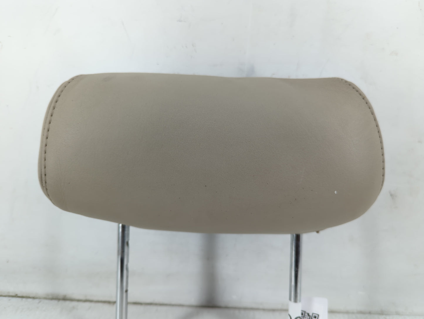 2000-2004 Toyota Avalon Headrest Head Rest Front Driver Passenger Seat Fits Fits 2000 2001 2002 2003 2004 OEM Used Auto Part