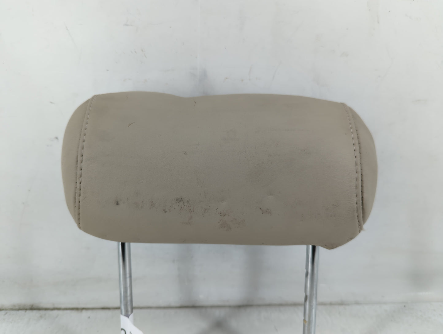 2000-2004 Toyota Avalon Headrest Head Rest Front Driver Passenger Seat Fits Fits 2000 2001 2002 2003 2004 OEM Used Auto Part