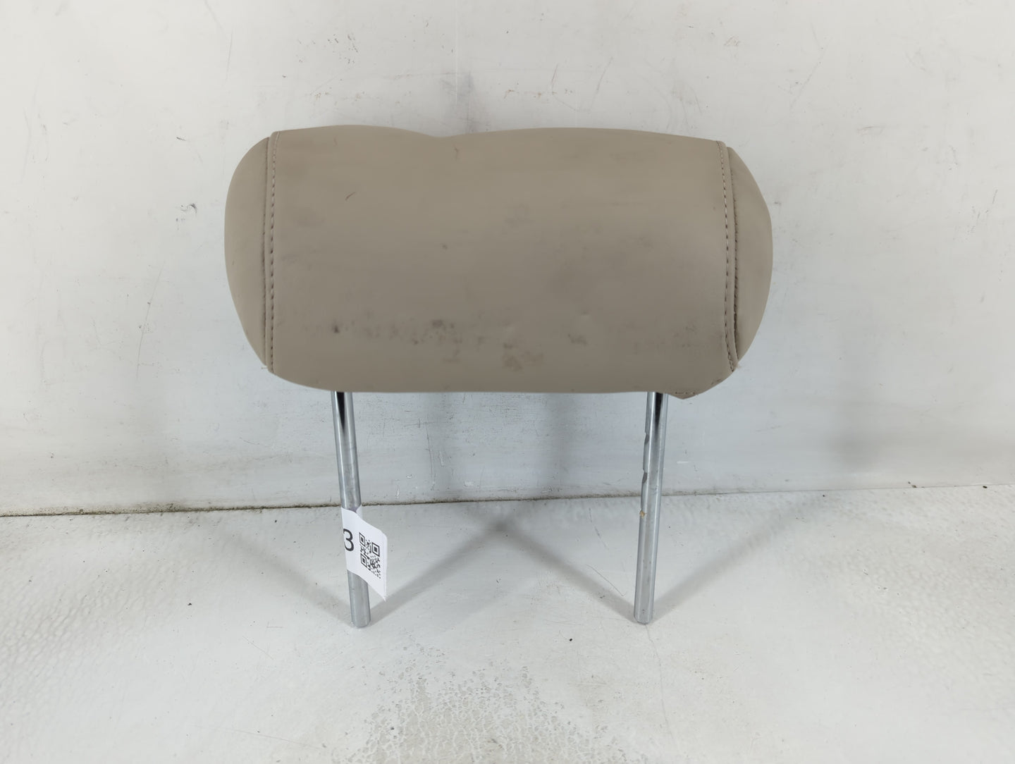 2000-2004 Toyota Avalon Headrest Head Rest Front Driver Passenger Seat Fits Fits 2000 2001 2002 2003 2004 OEM Used Auto Part