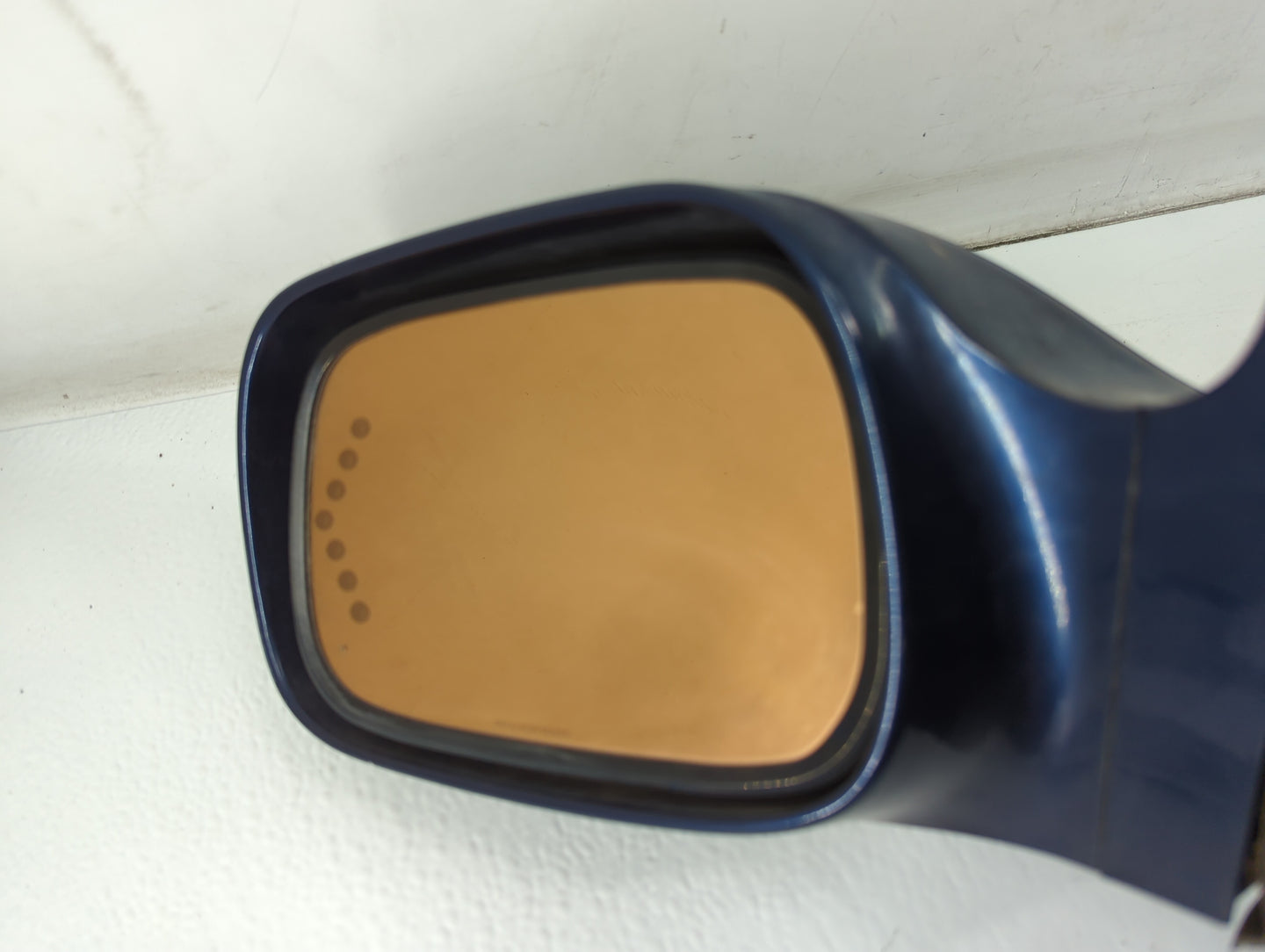 2000-2004 Toyota Avalon Driver Side View Mirror - Left Door Mirror OEM Used - Oemusedautoparts1.com