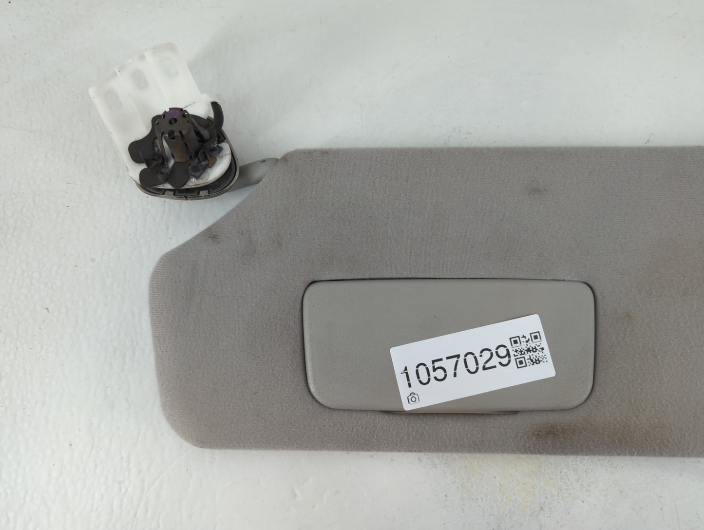 2002-2006 Toyota Camry Sun Visor Shade Replacement Driver Left Mirror Fits Fits 2002 2003 2004 2005 2006 OEM Used Auto Parts