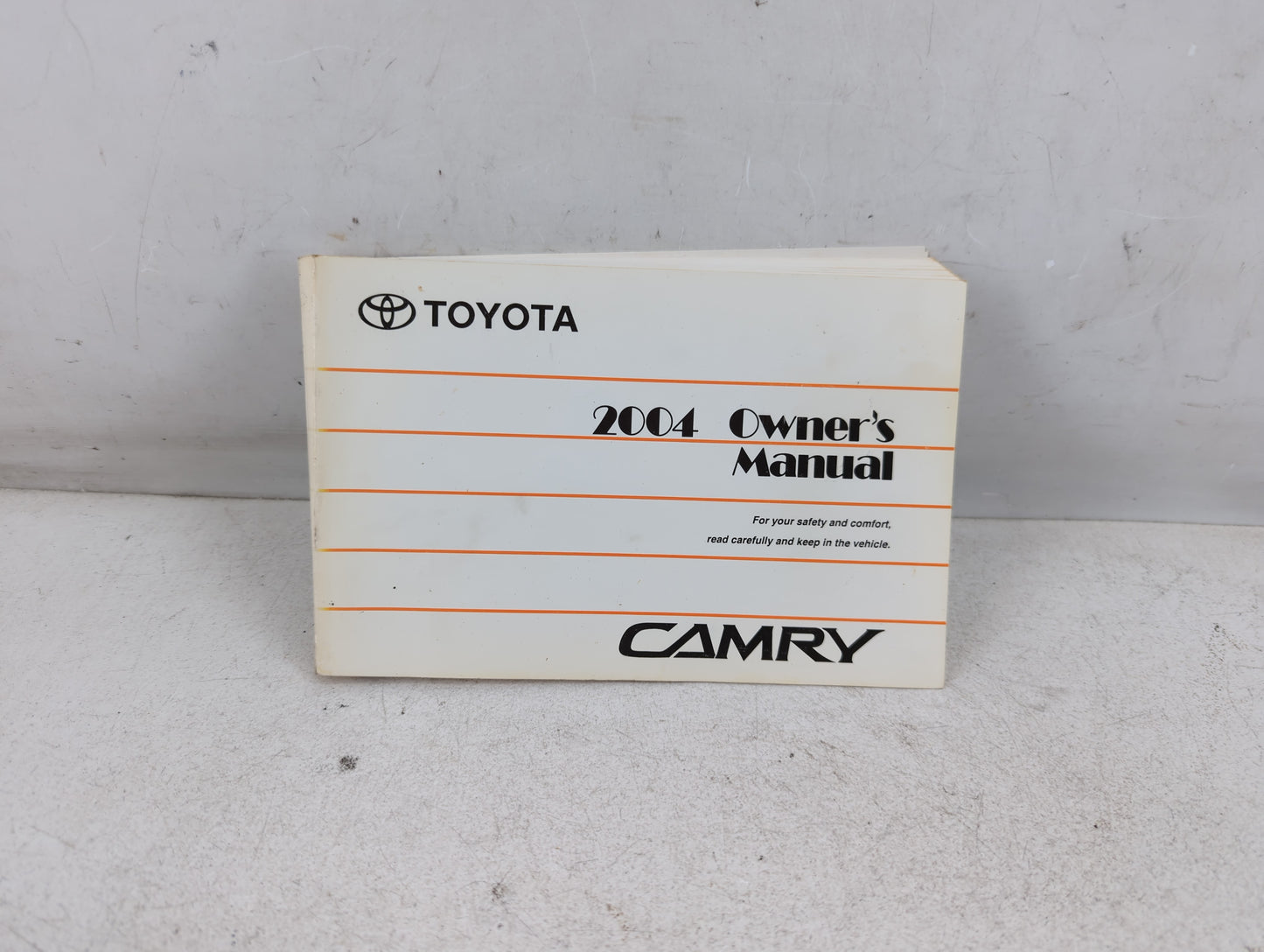 2004 Toyota Camry Owners Manual Book Guide P/N:01999-33616 OEM Used Auto Parts - Oemusedautoparts1.com