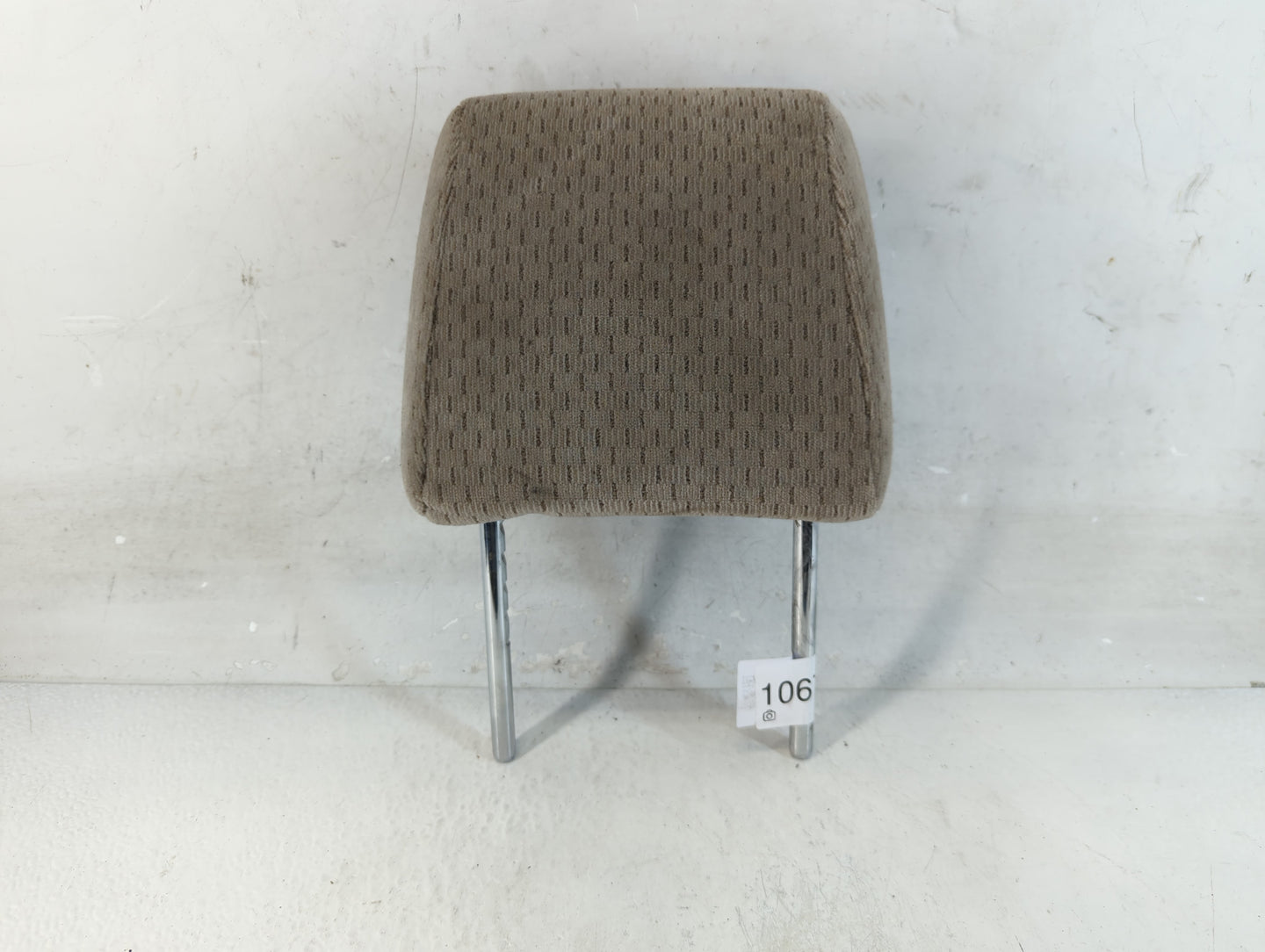 2004-2006 Toyota Camry Headrest Head Rest Front Driver Passenger Seat Fits Fits 2004 2005 2006 OEM Used Auto Parts - Oemused