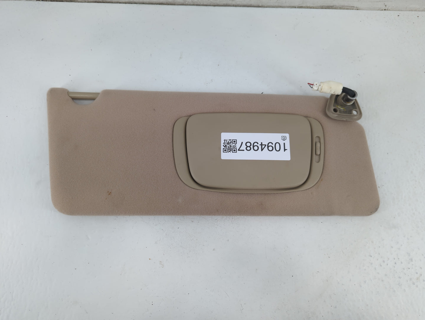 2002-2006 Toyota Camry Sun Visor Shade Replacement Passenger Right Mirror Fits Fits 2002 2003 2004 2005 2006 OEM Used Auto P