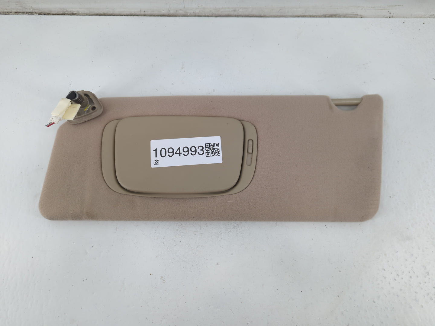 2002-2006 Toyota Camry Sun Visor Shade Replacement Driver Left Mirror Fits Fits 2002 2003 2004 2005 2006 OEM Used Auto Parts