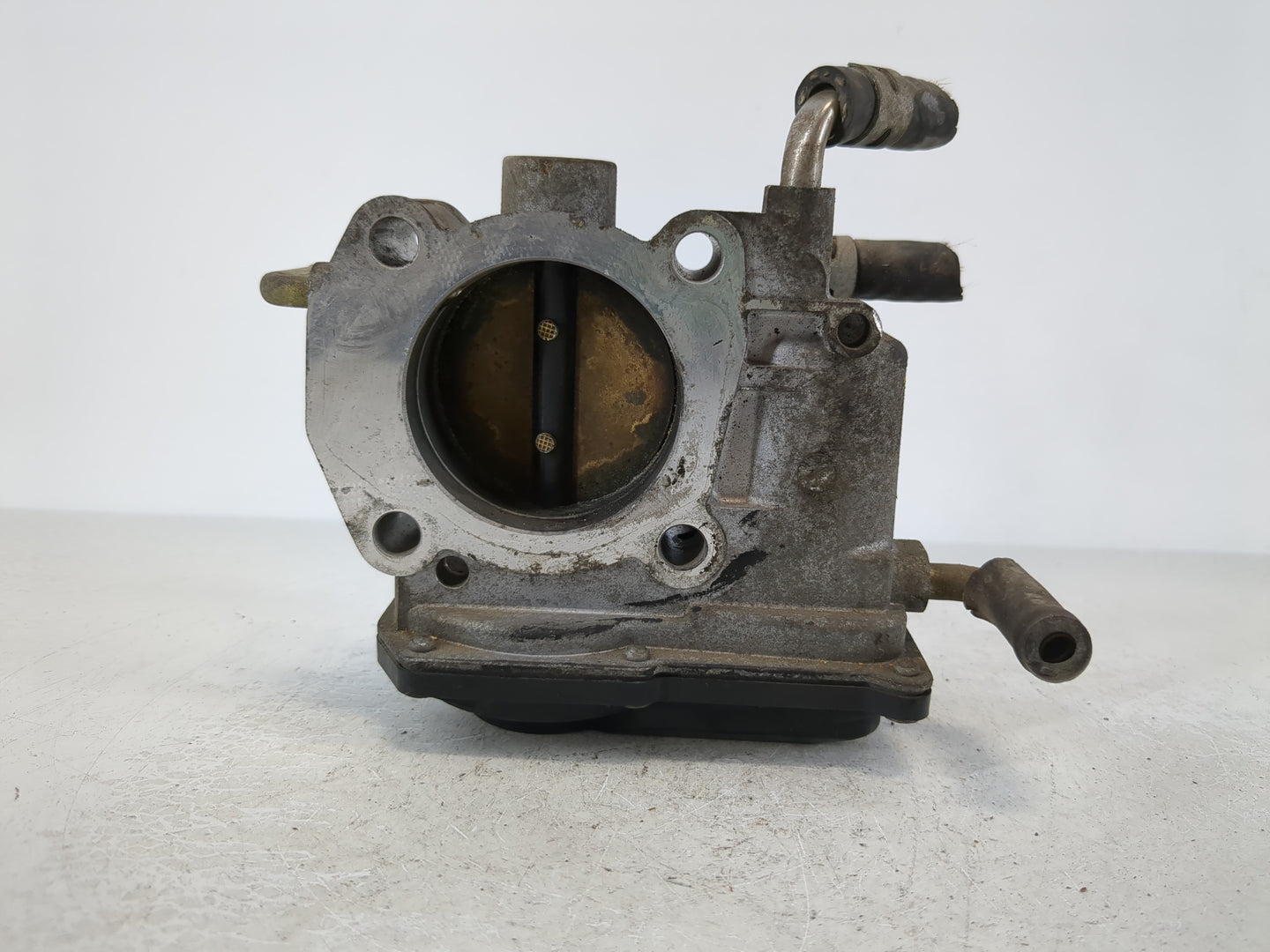 2004-2006 Toyota Camry Throttle Body P/N:22030-28060 Fits Fits 2004 2005 2006 2007 OEM Used Auto Parts - Oemusedautoparts1.c