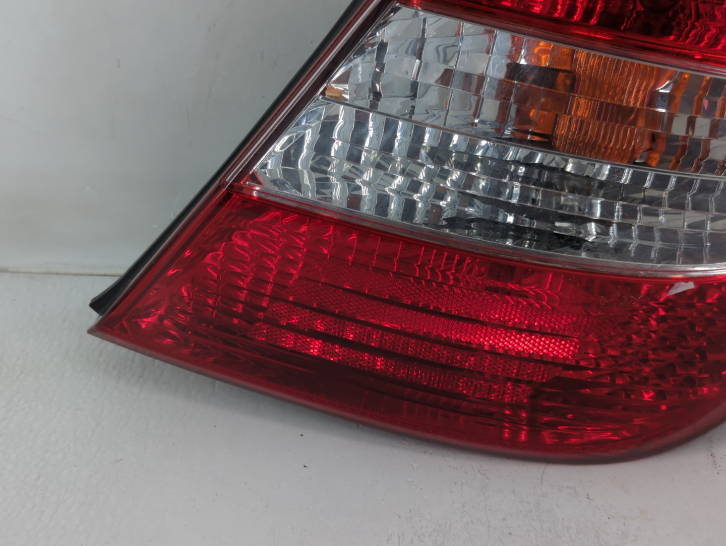2002-2004 Toyota Camry Tail Light Assembly Passenger Right OEM Fits Fits 2002 2003 2004 OEM Used Auto Parts - Oemusedautopar