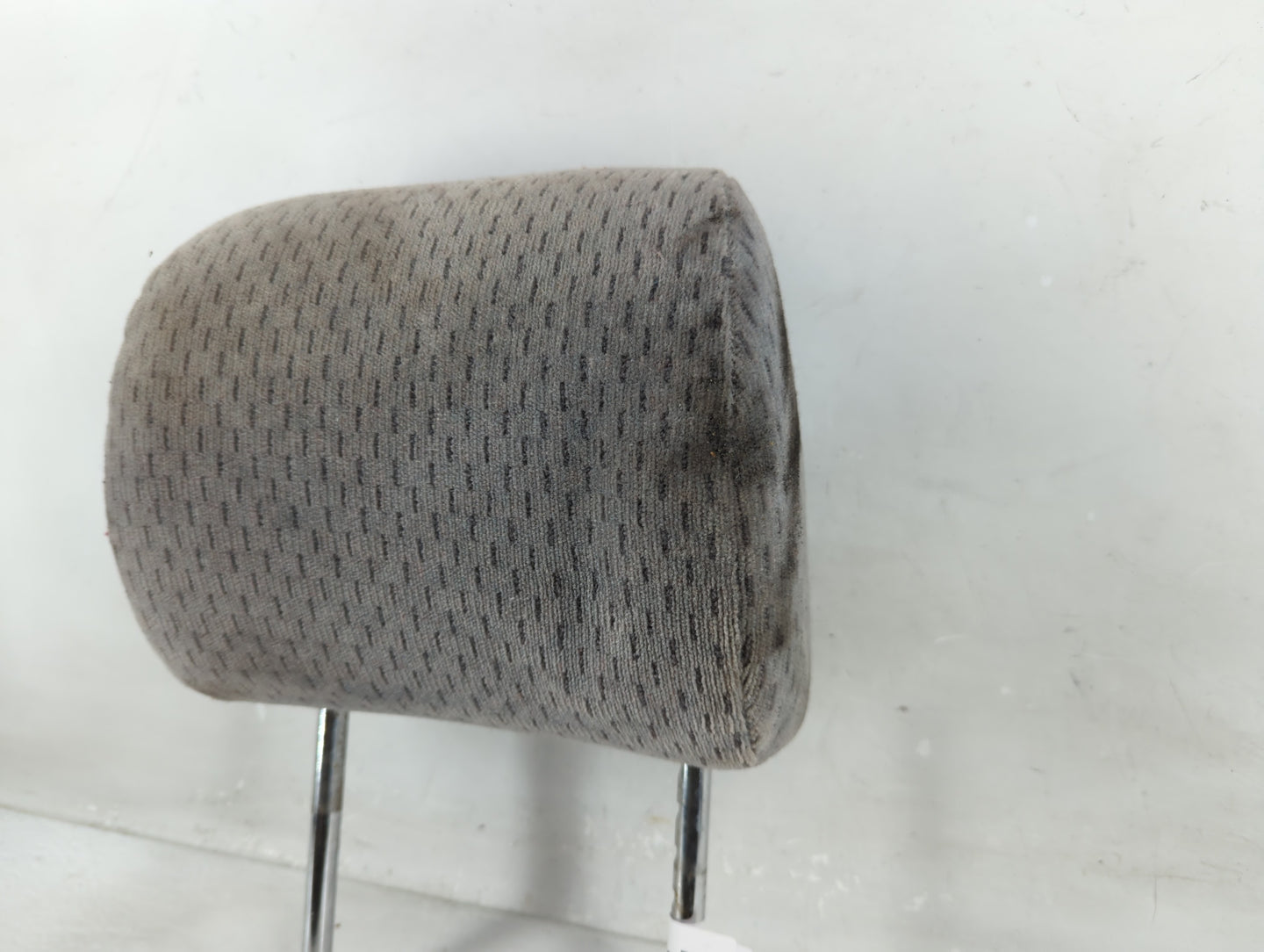 2004 Toyota Camry Headrest Head Rest Front Driver Passenger Seat Fits OEM Used Auto Parts - Oemusedautoparts1.com