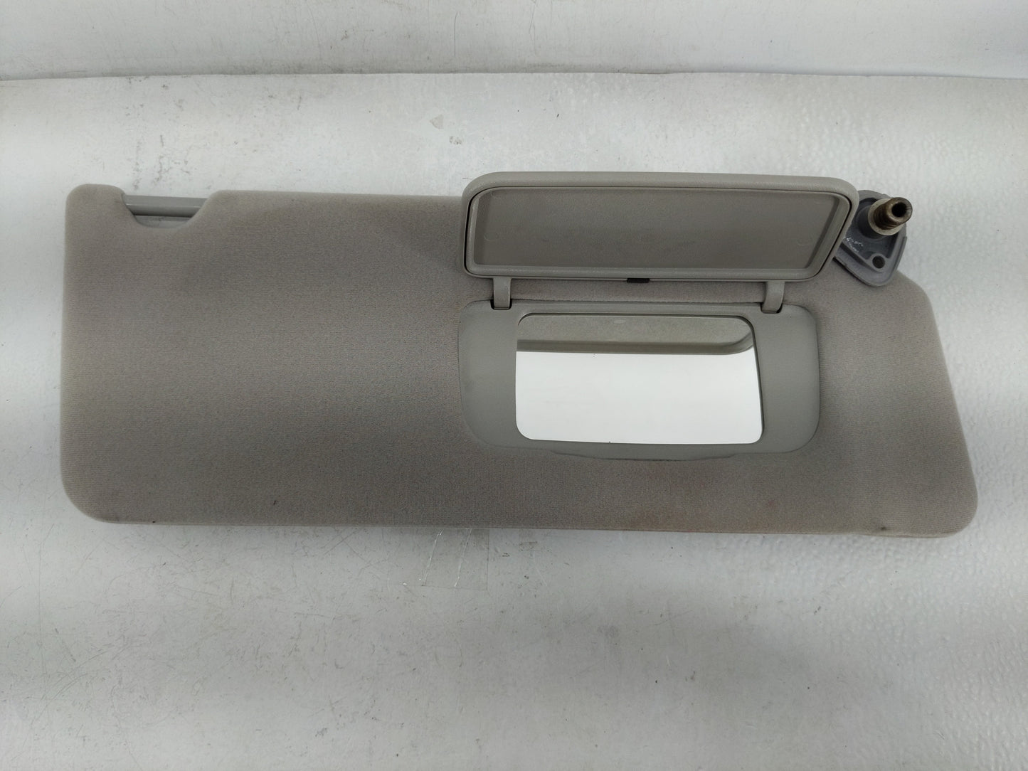 2002-2006 Toyota Camry Sun Visor Shade Replacement Passenger Right Mirror Fits Fits 2002 2003 2004 2005 2006 OEM Used Auto P