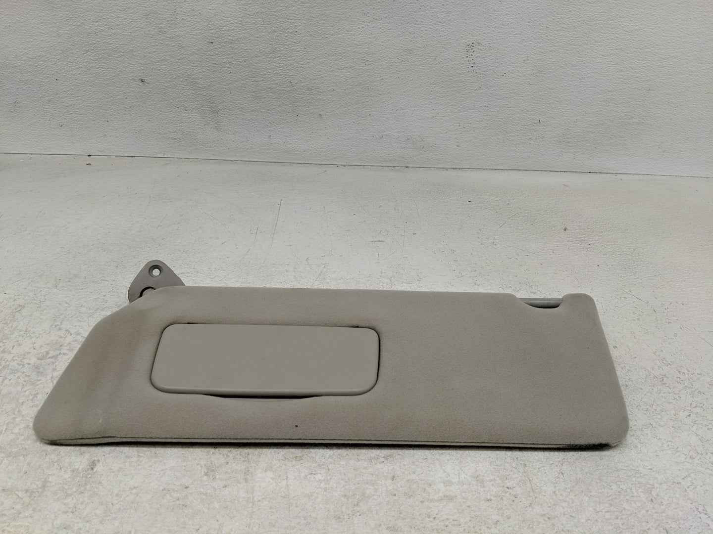 2002-2006 Toyota Camry Sun Visor Shade Replacement Driver Left Mirror Fits Fits 2002 2003 2004 2005 2006 OEM Used Auto Parts
