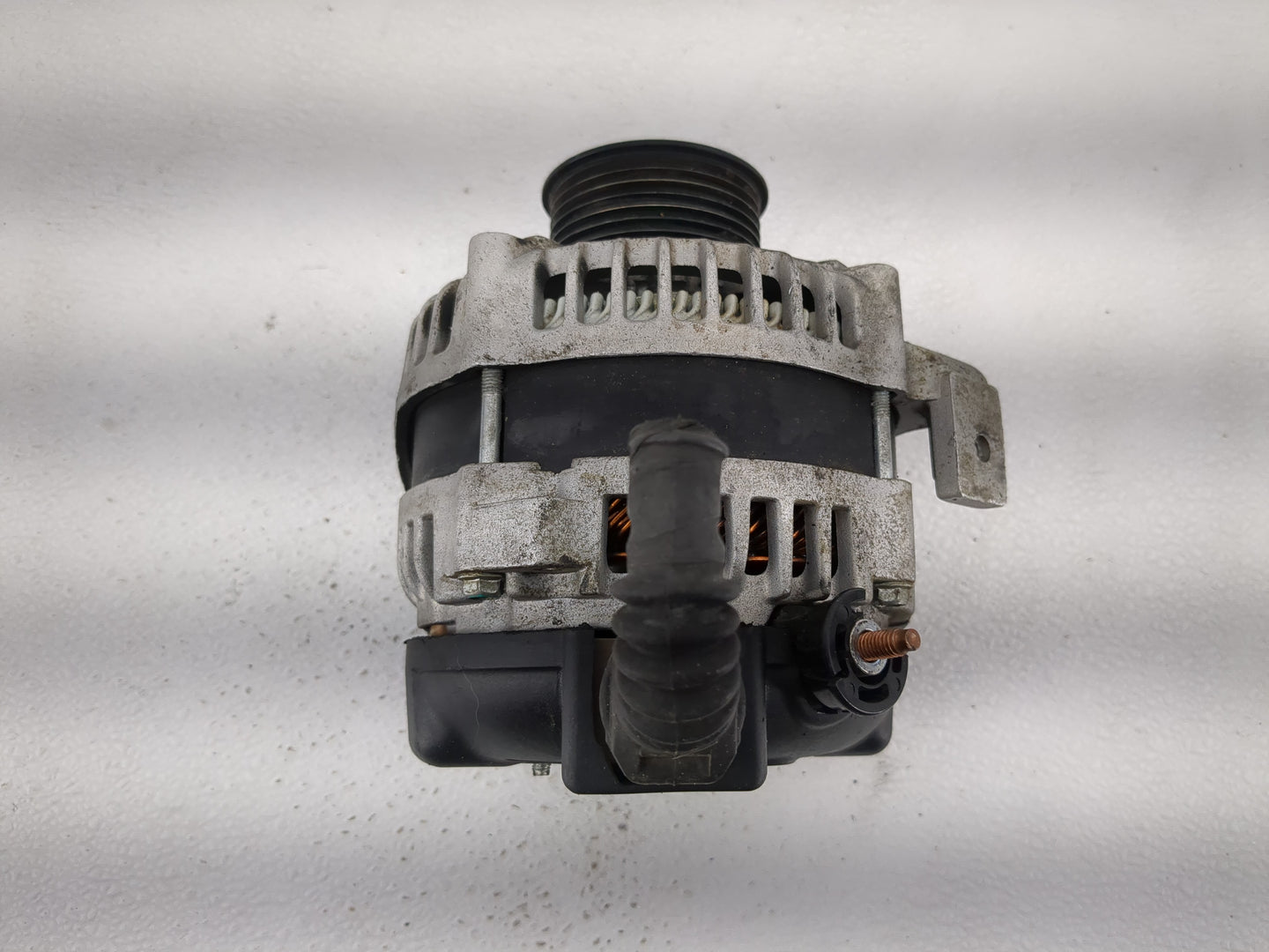 2004-2006 Toyota Camry Alternator Replacement Generator Charging Assembly Engine OEM Fits Fits 2004 2005 2006 2007 2008 2009