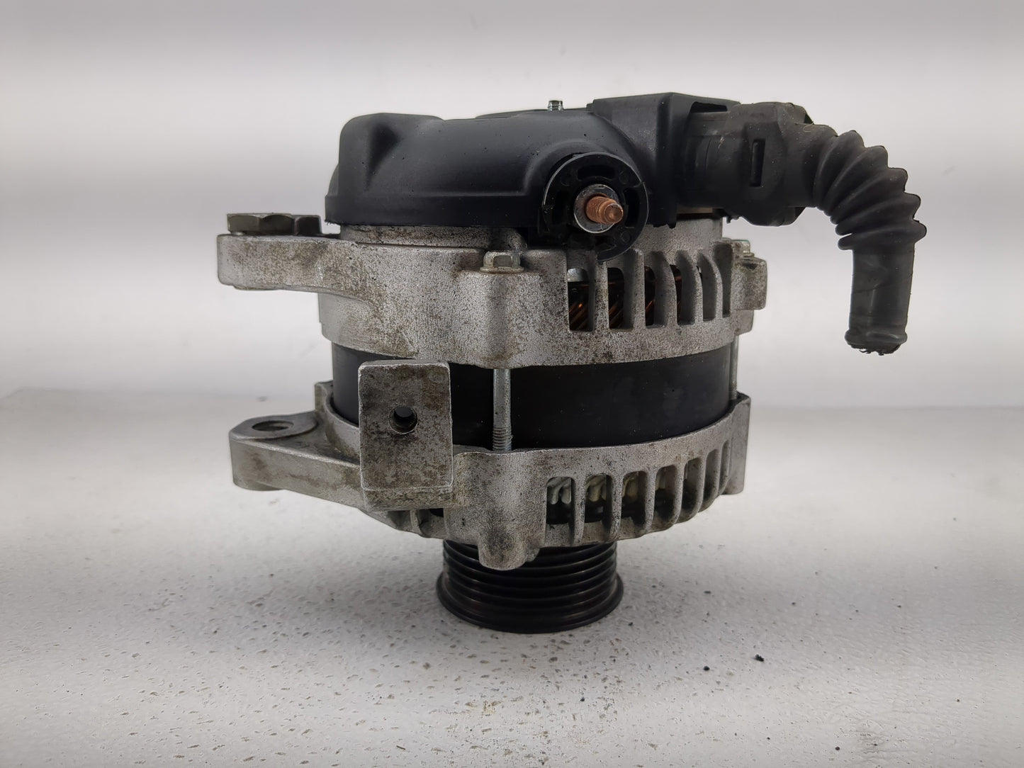 2004-2006 Toyota Camry Alternator Replacement Generator Charging Assembly Engine OEM Fits Fits 2004 2005 2006 2007 2008 2009