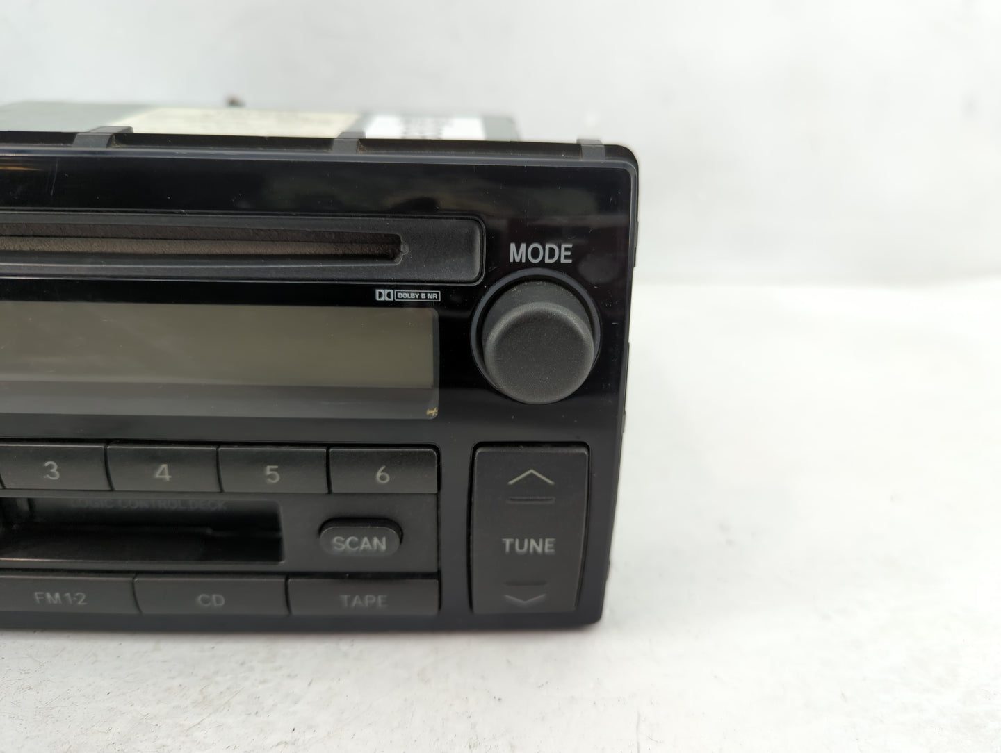 2004 Toyota Camry Radio AM FM Cd Player Receiver Replacement P/N:86120AA040 Fits OEM Used Auto Parts - Oemusedautoparts1.com