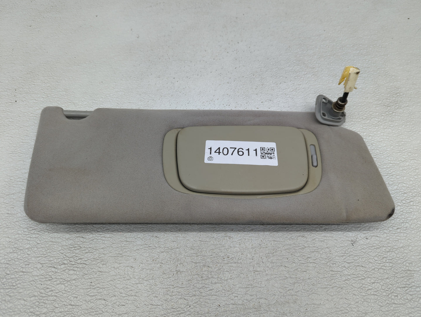 2002-2006 Toyota Camry Sun Visor Shade Replacement Passenger Right Mirror Fits Fits 2002 2003 2004 2005 2006 OEM Used Auto P