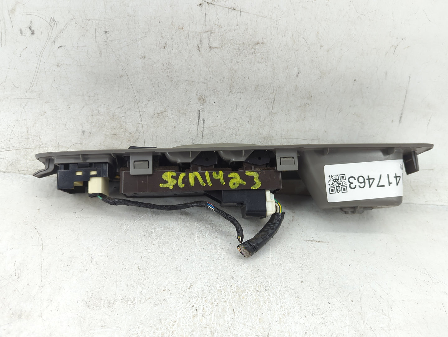 2002-2006 Toyota Camry Master Power Window Switch Replacement Driver Side Left P/N:74232-AA050 Fits OEM Used Auto Parts - Oe