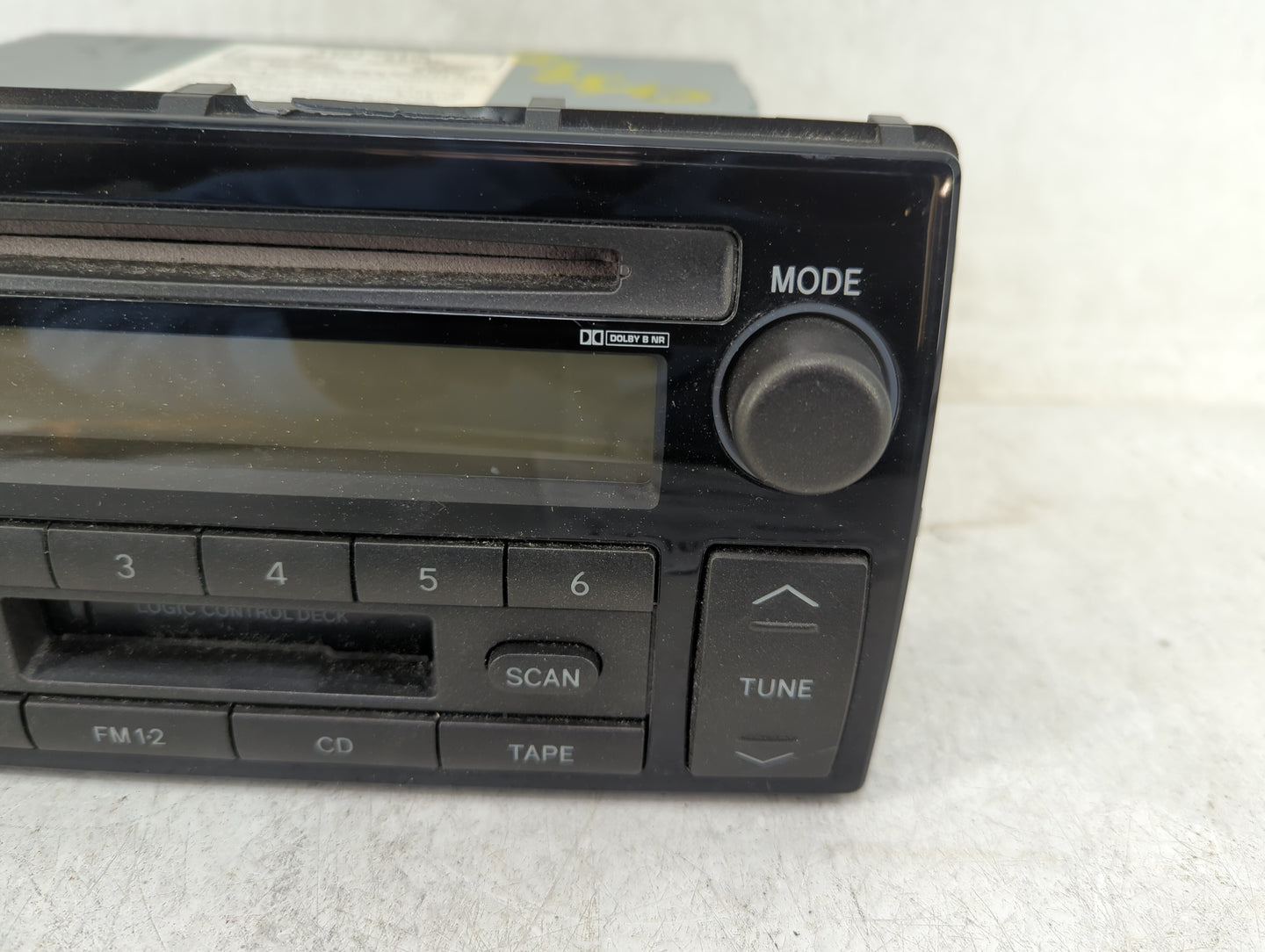 2002-2004 Toyota Camry Radio AM FM Cd Player Receiver Replacement P/N:86120-AA040 16823 Fits Fits 2002 2003 2004 OEM Used Au