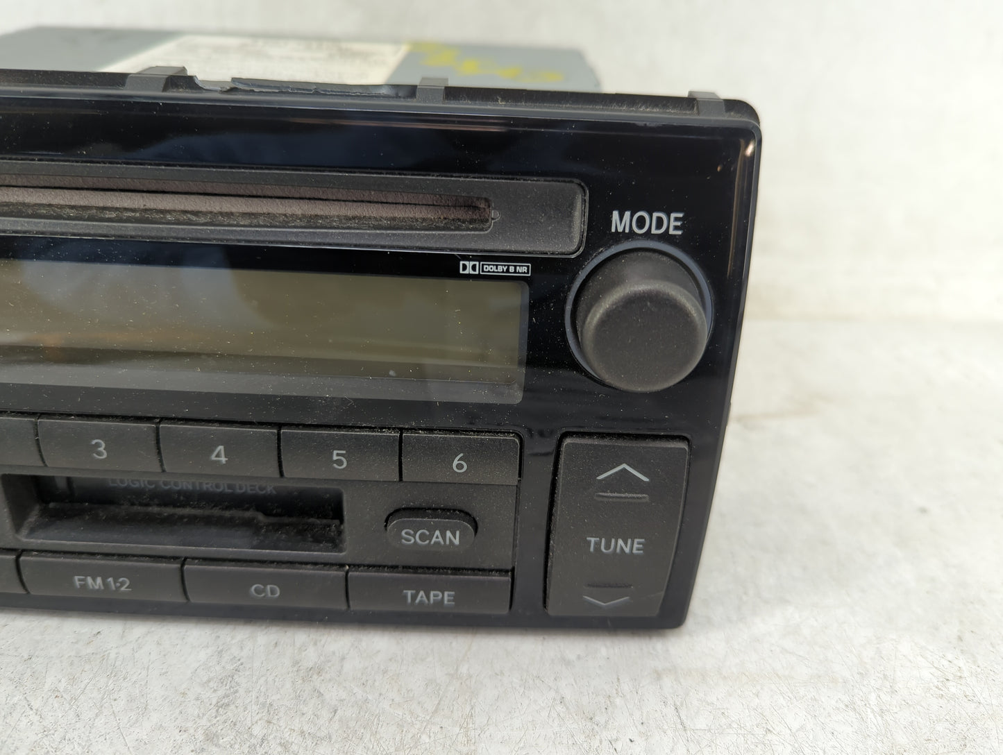 2002-2004 Toyota Camry Radio AM FM Cd Player Receiver Replacement P/N:86120-AA040 16823 Fits Fits 2002 2003 2004 OEM Used Au