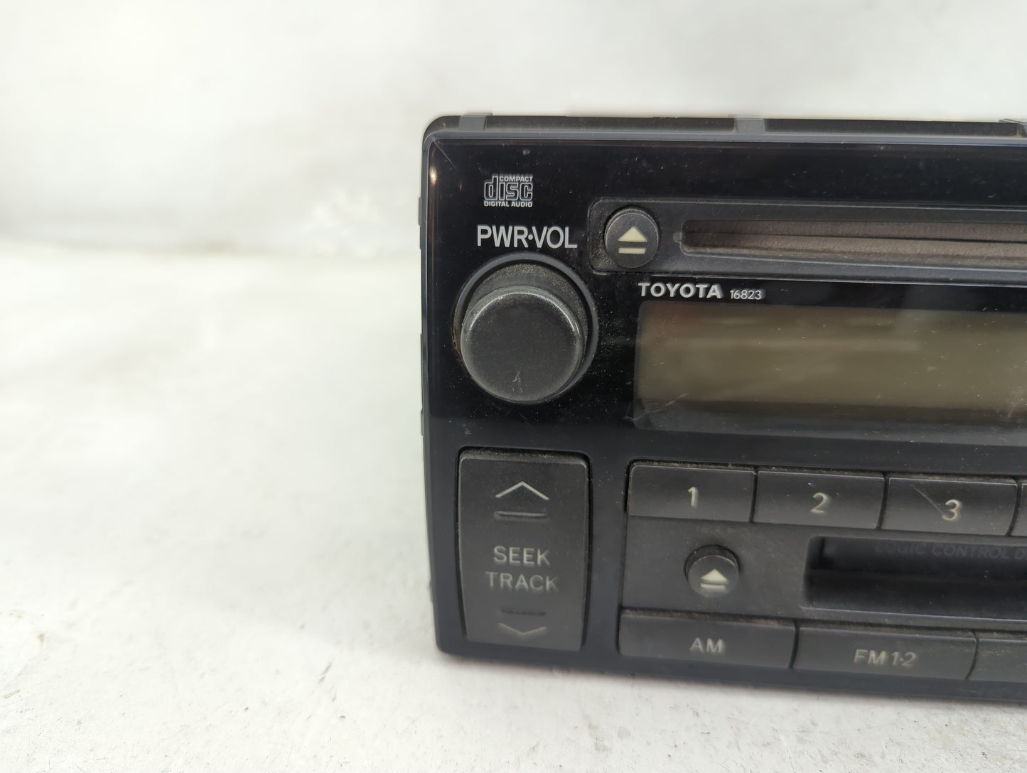 2002-2004 Toyota Camry Radio AM FM Cd Player Receiver Replacement P/N:86120-AA040 122000-3210C101 Fits Fits 2002 2003 2004 O
