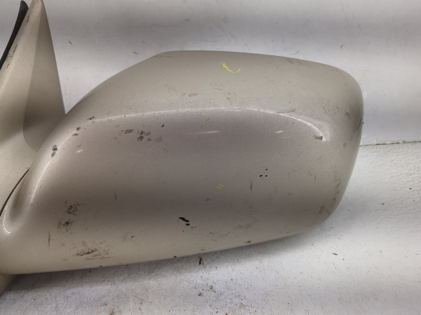 2002-2006 Toyota Camry Driver Side View Mirror - Left Door Mirror OEM Used - Oemusedautoparts1.com