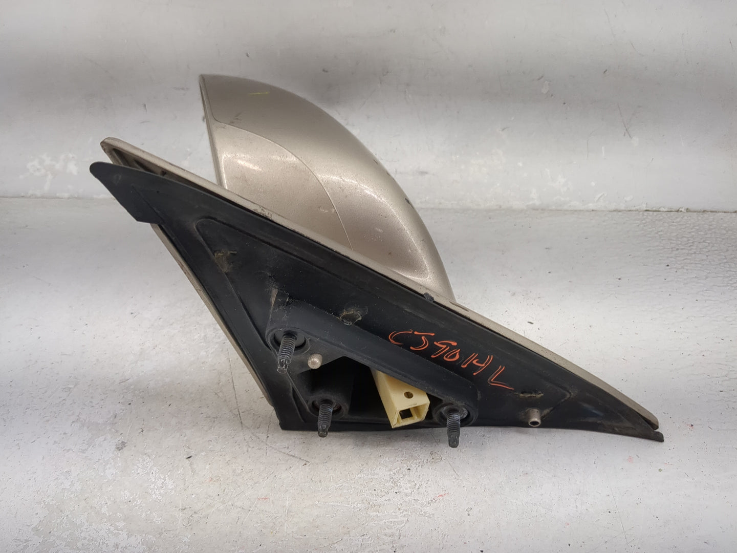 2002-2006 Toyota Camry Driver Side View Mirror - Left Door Mirror OEM Used - Oemusedautoparts1.com