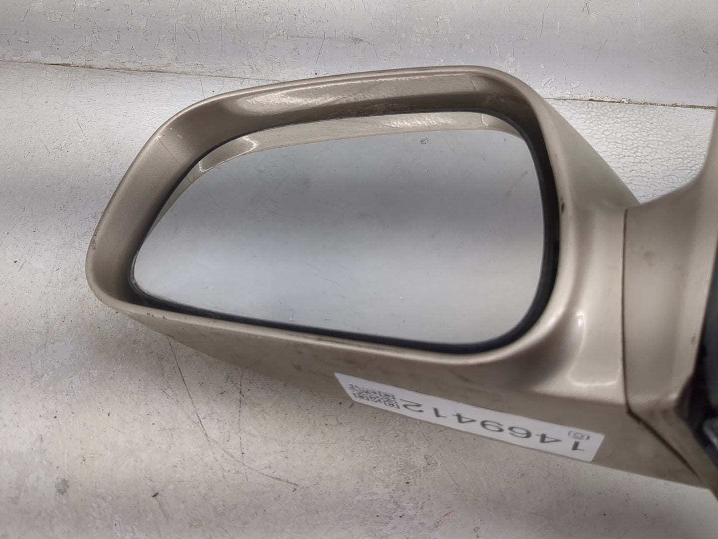 2002-2006 Toyota Camry Driver Side View Mirror - Left Door Mirror OEM Used - Oemusedautoparts1.com