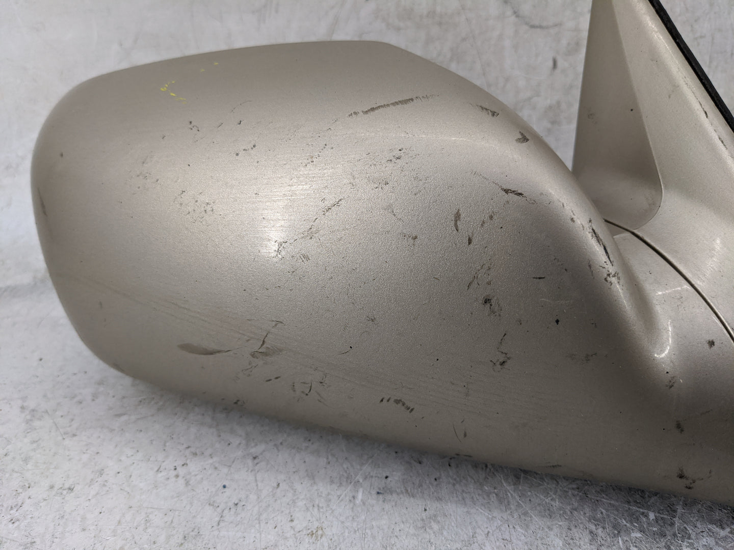 2002-2006 Toyota Camry Passenger Side View Mirror - Right Door Mirror OEM Used - Oemusedautoparts1.com