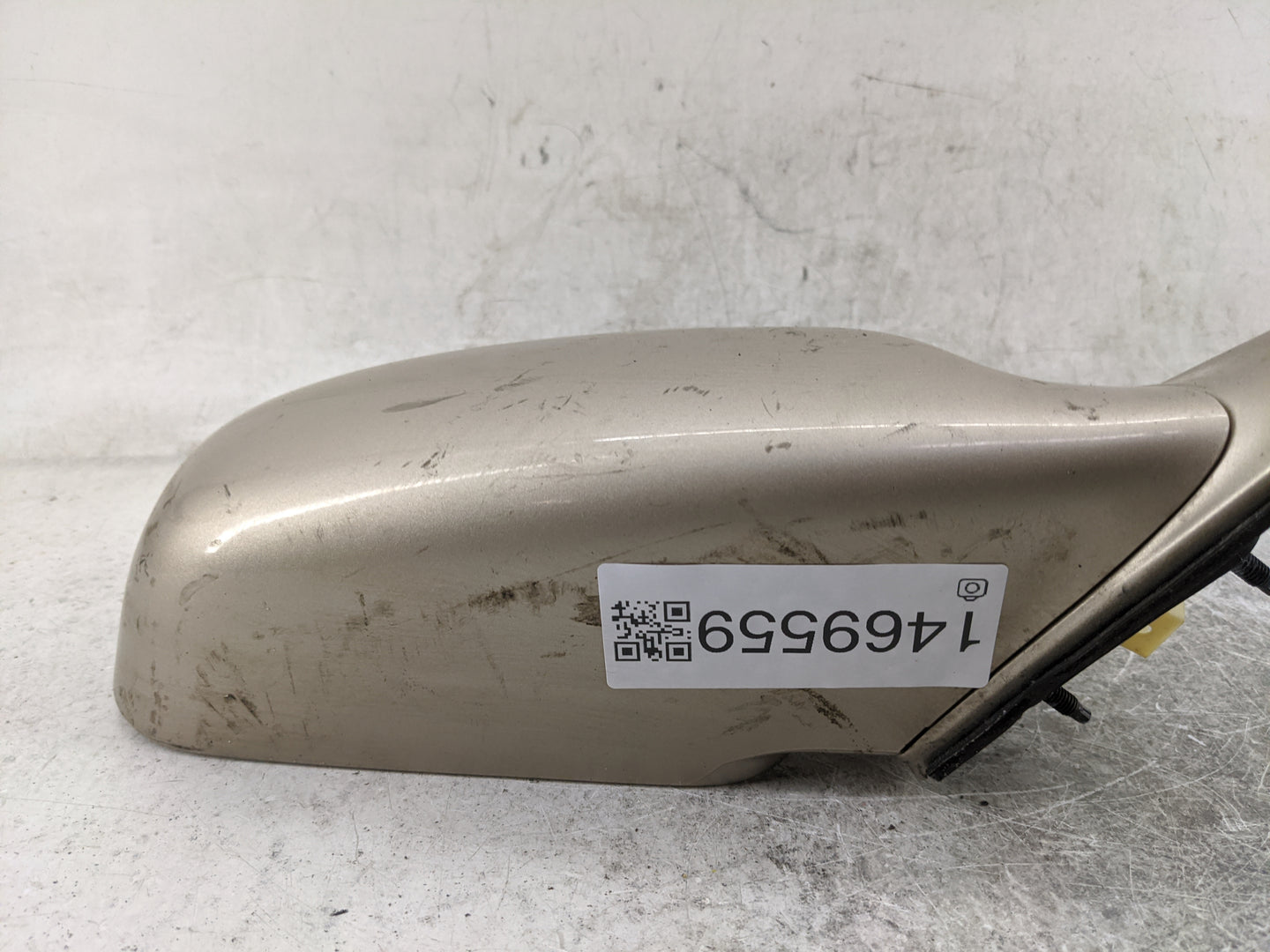 2002-2006 Toyota Camry Passenger Side View Mirror - Right Door Mirror OEM Used - Oemusedautoparts1.com