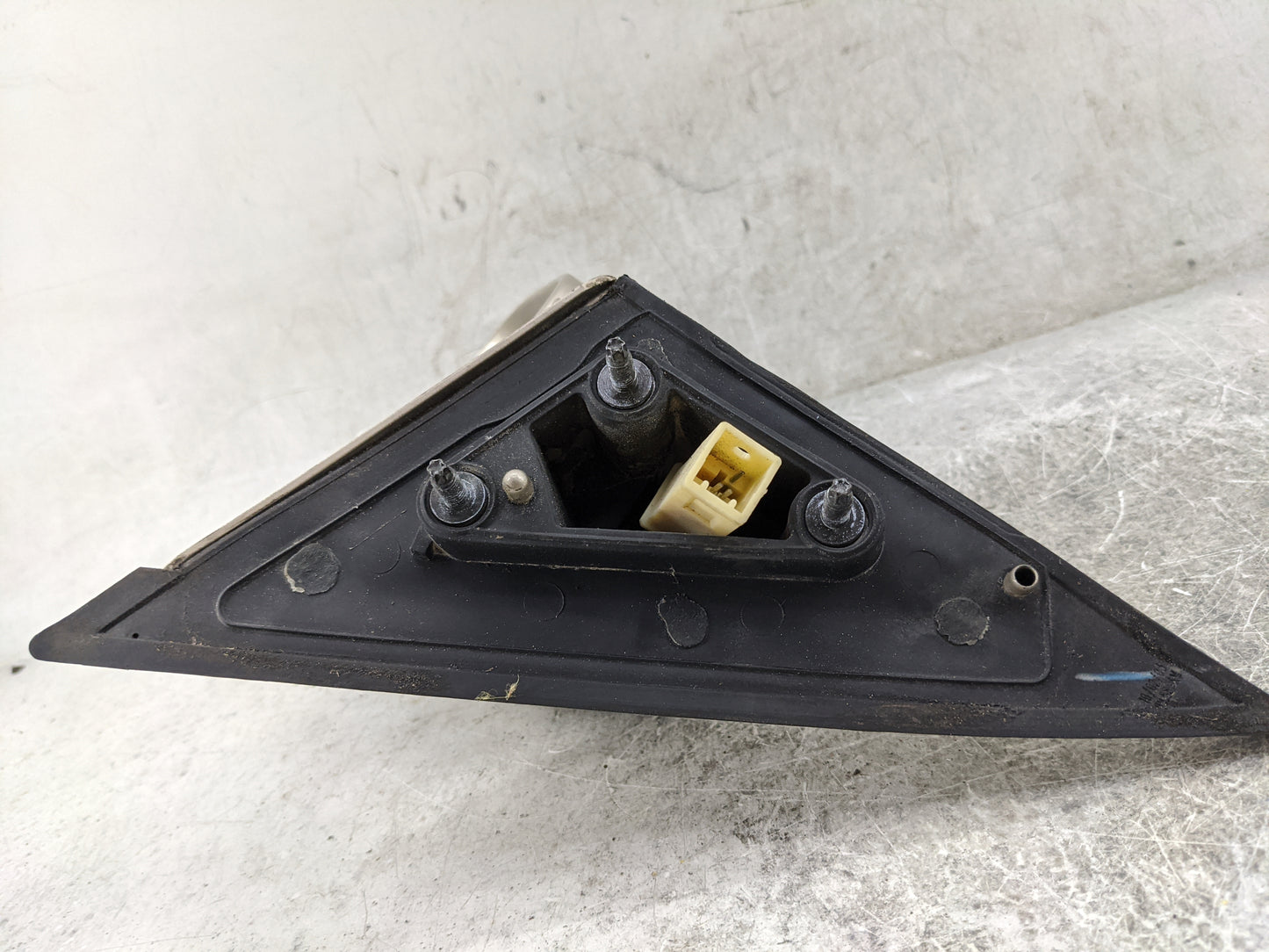 2002-2006 Toyota Camry Passenger Side View Mirror - Right Door Mirror OEM Used - Oemusedautoparts1.com