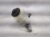 2002-2006 Toyota Camry Brake Master Cylinder 1490955 - Oemusedautoparts1.com
