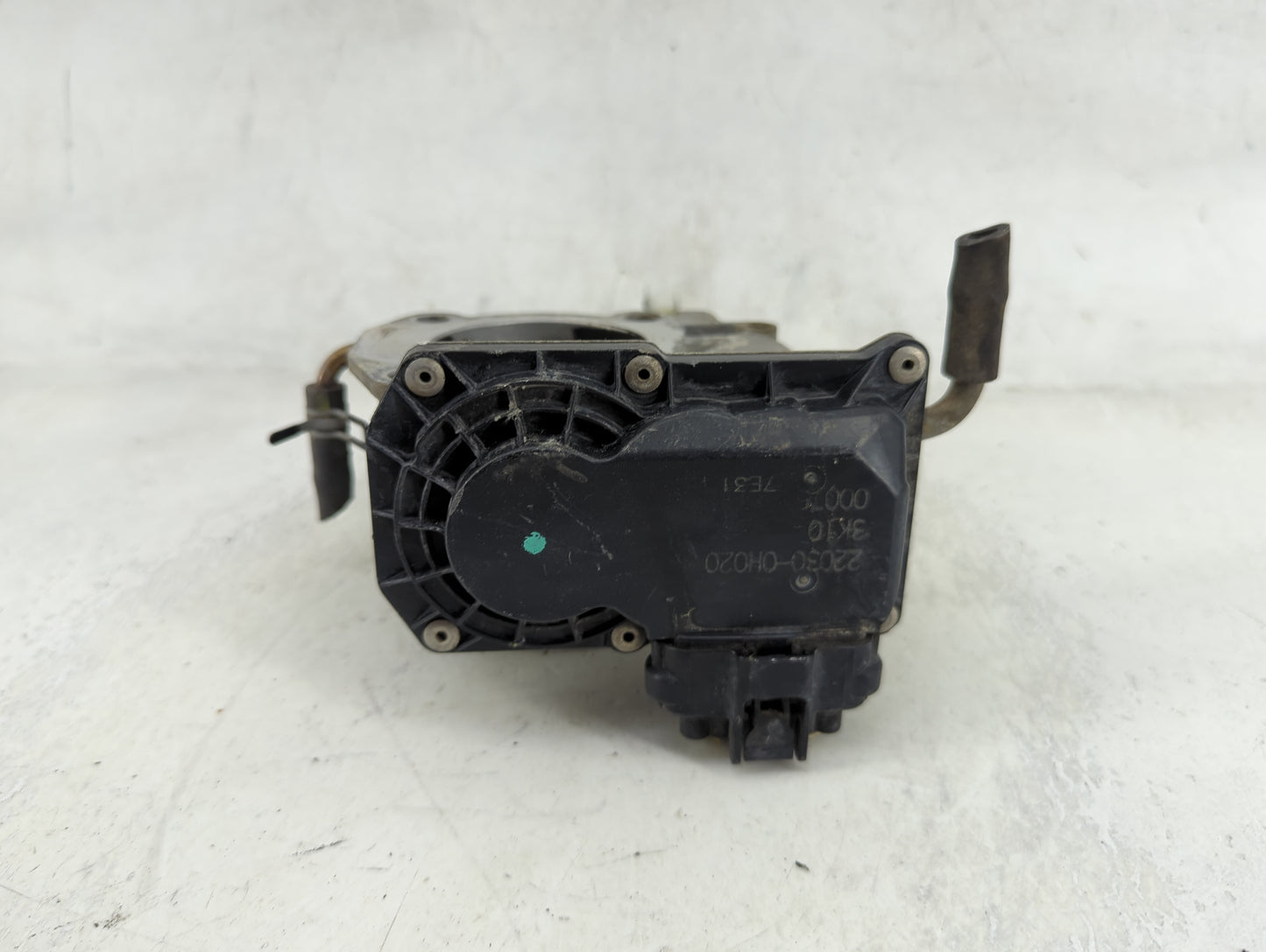 2004-2006 Toyota Camry Throttle Body P/N:22030-0H020 3K10 Fits Fits 2004 2005 2006 2007 OEM Used Auto Parts - Oemusedautopar