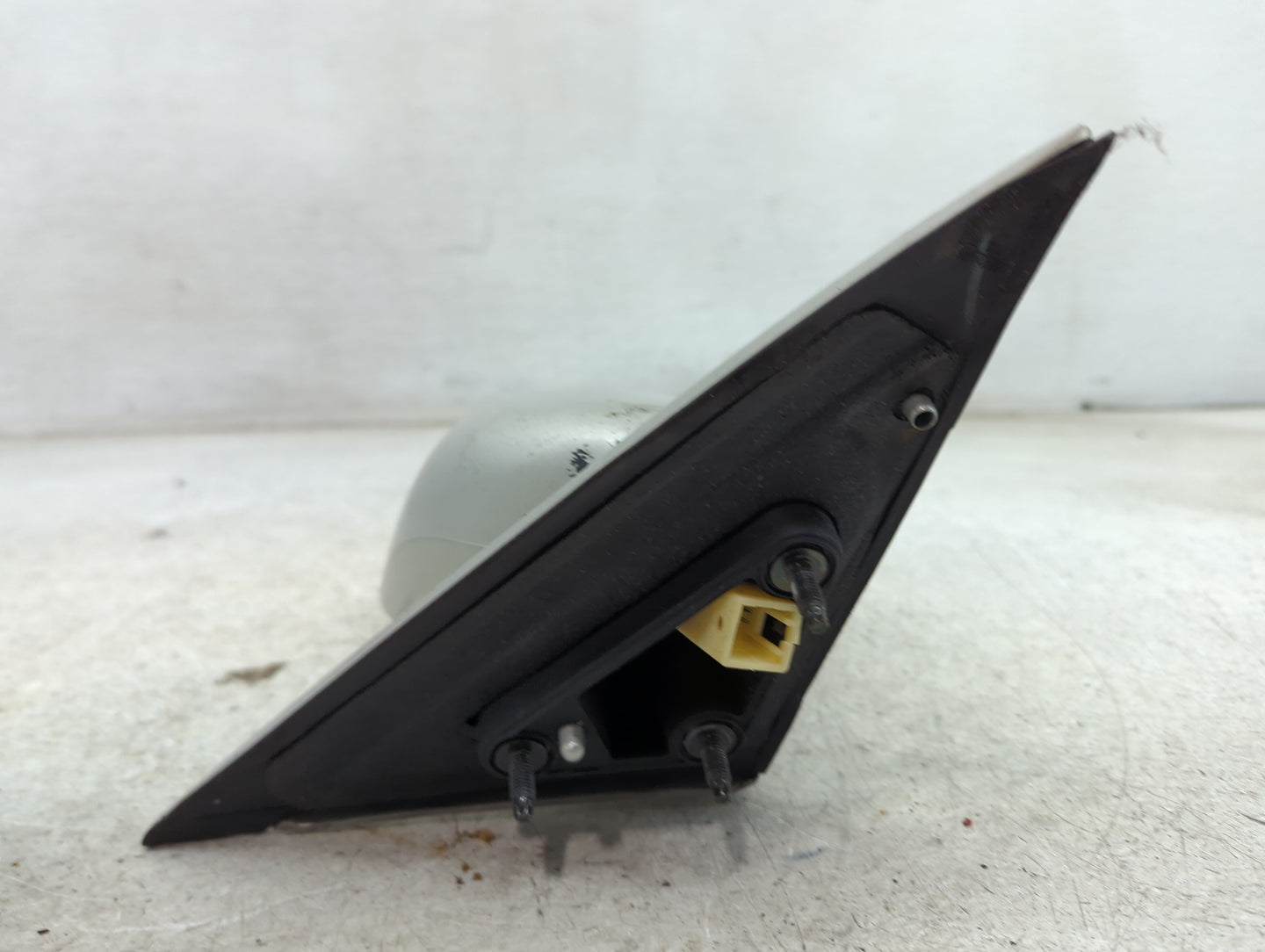 2002-2006 Toyota Camry Driver Side View Mirror - Left Door Mirror OEM Used - Oemusedautoparts1.com