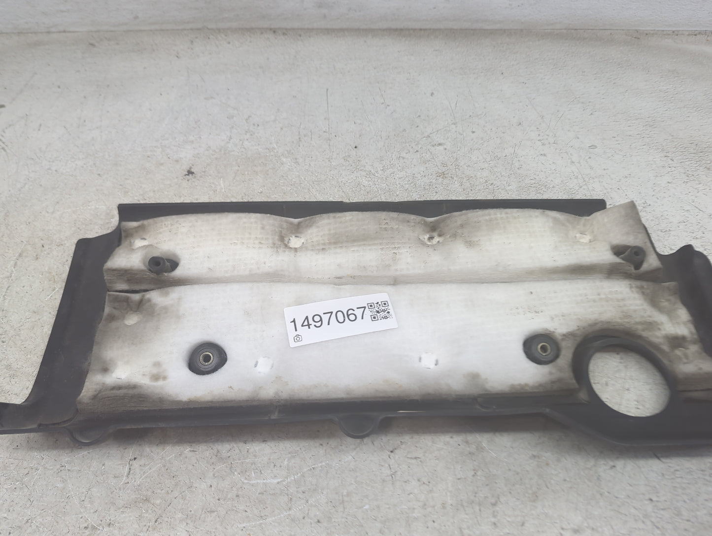 2004 Toyota Camry Engine Cover 1497067 - Oemusedautoparts1.com