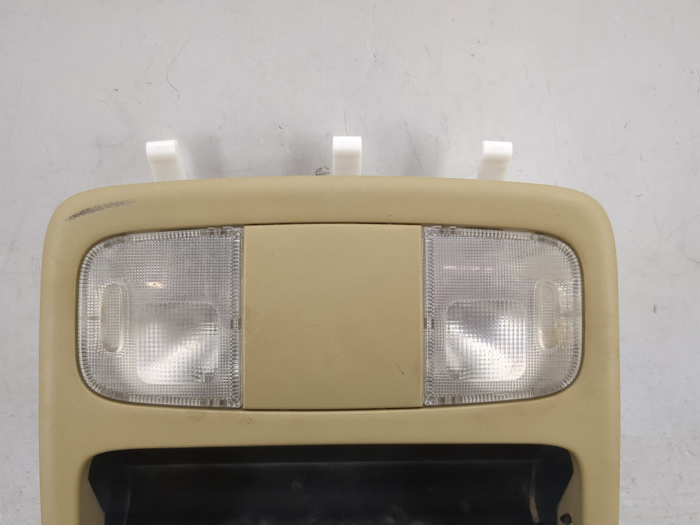 2004 Toyota Camry Overhead Roof Console Tan - Oemusedautoparts1.com