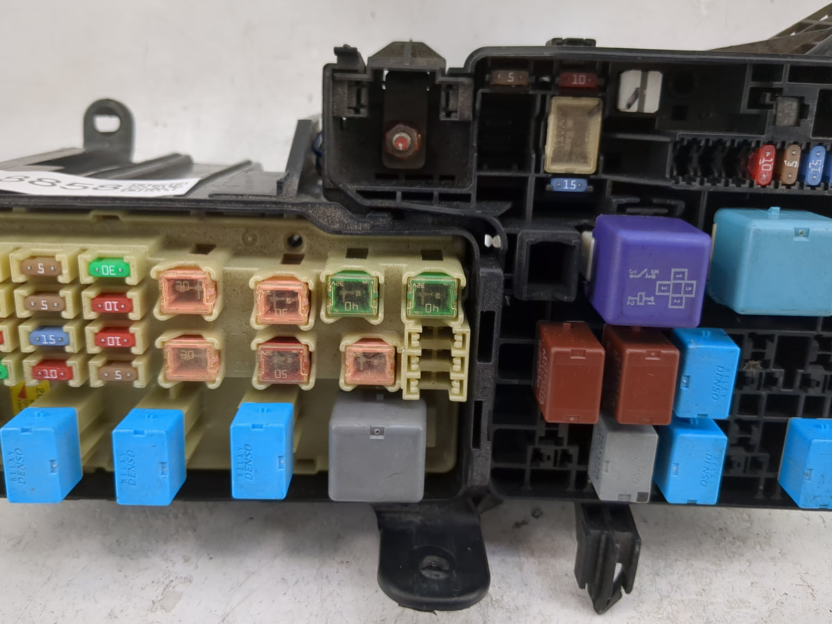 2004-2006 Toyota Camry Fusebox Fuse Box Panel Relay Module Fits Fits 2004 2005 2006 OEM Used Auto Parts - Oemusedautoparts1.
