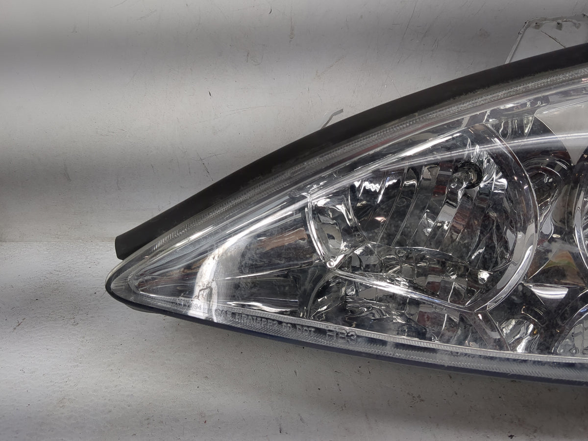 2002-2004 Toyota Camry Driver Left Oem Head Light Headlight Lamp 1499640 - Oemusedautoparts1.com