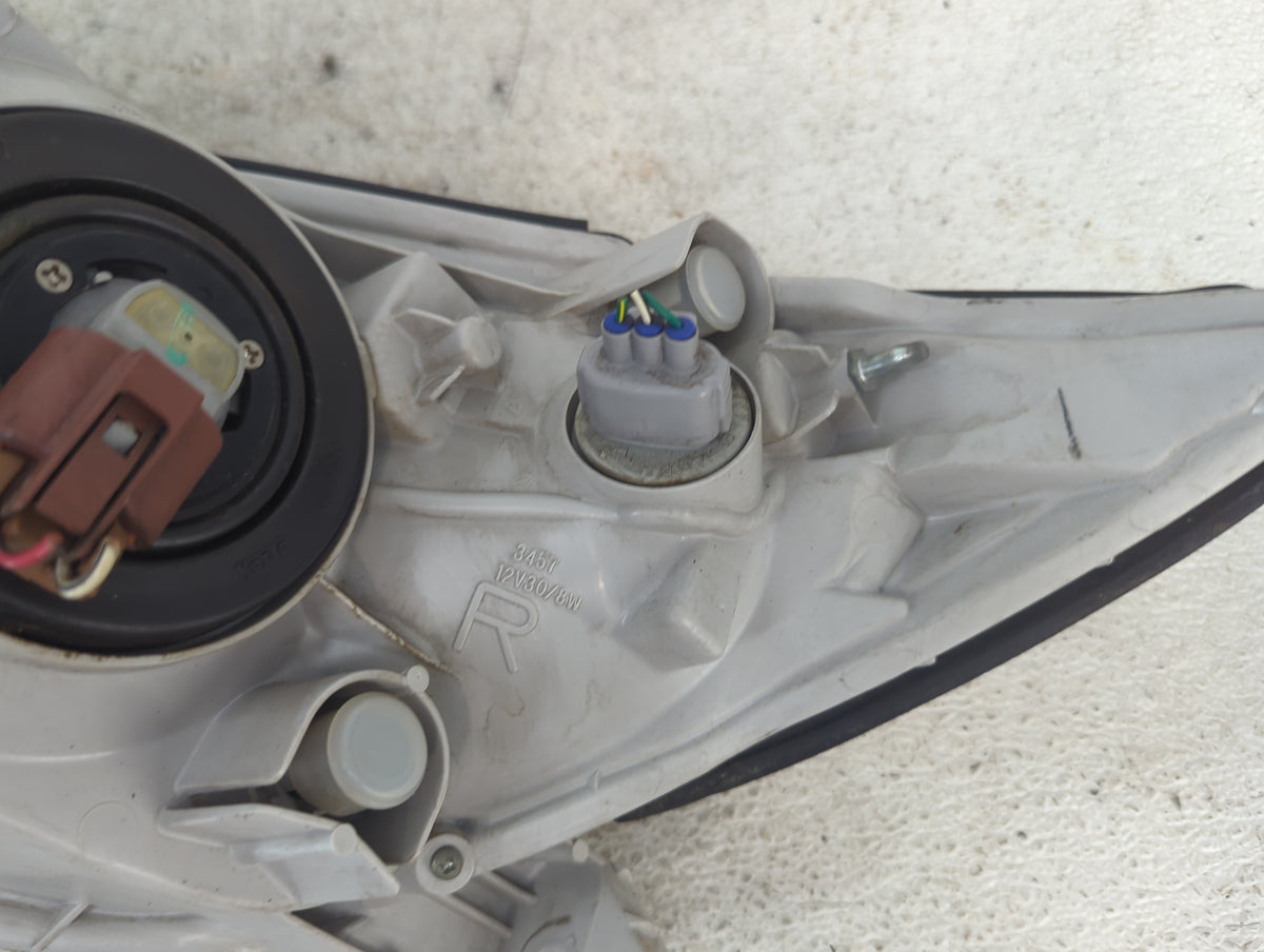 2004 Toyota Camry Passenger Right Oem Head Light Headlight Lamp Black - Oemusedautoparts1.com