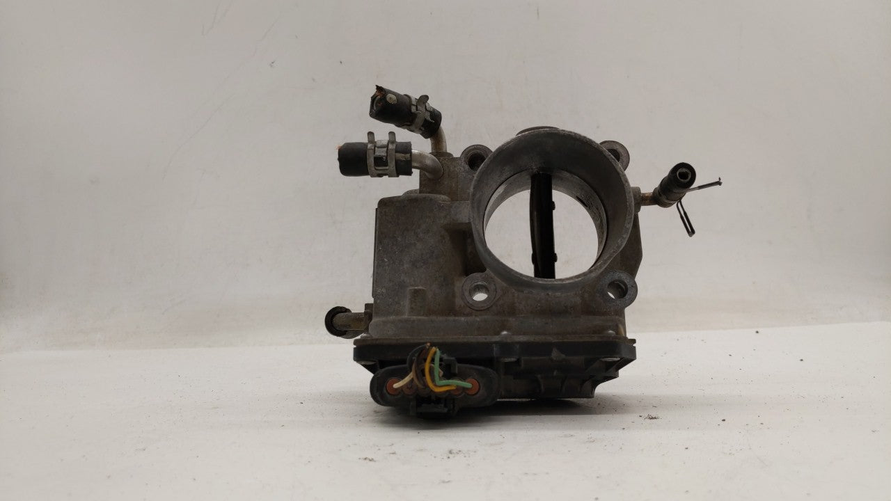 2004-2006 Toyota Camry Throttle Body P/N:22030-28060 22030-0H020 Fits Fits 2004 2005 2006 2007 OEM Used Auto Parts - Oemused