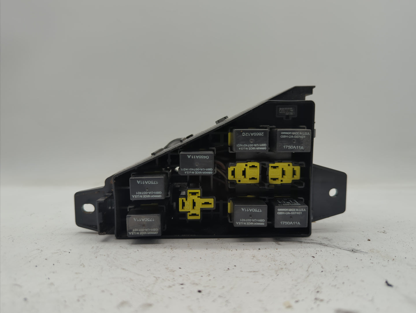 2002-2004 Toyota Camry Fusebox Fuse Box Panel Relay Module P/N:7154-8036 Fits Fits 2002 2003 2004 OEM Used Auto Parts - Oemu