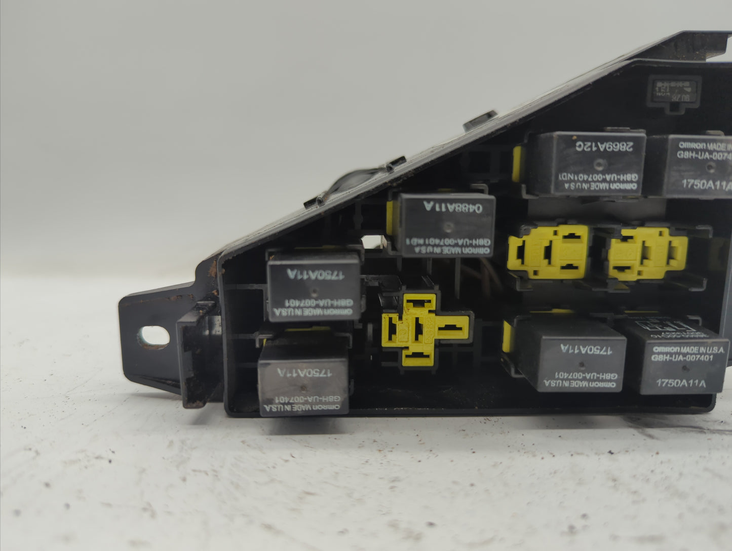 2002-2004 Toyota Camry Fusebox Fuse Box Panel Relay Module P/N:7154-8036 Fits Fits 2002 2003 2004 OEM Used Auto Parts - Oemu
