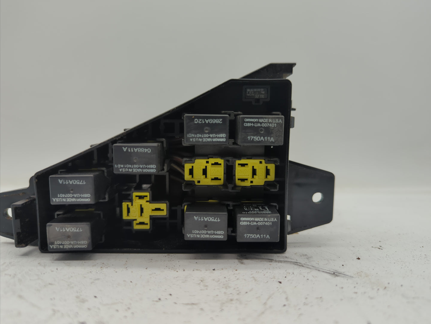 2002-2004 Toyota Camry Fusebox Fuse Box Panel Relay Module P/N:7154-8036 Fits Fits 2002 2003 2004 OEM Used Auto Parts - Oemu