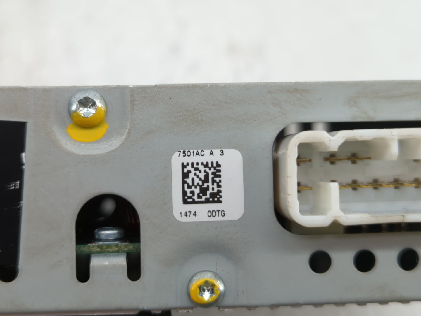 2002-2006 Toyota Camry Am Fm Cd Player Radio Receiver - Oemusedautoparts1.com