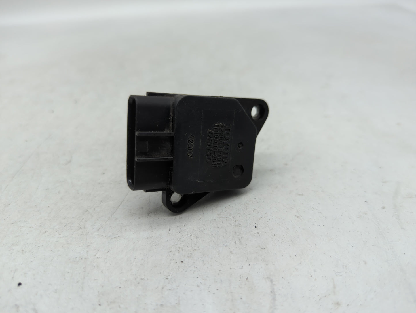 2004 Toyota Camry Mass Air Flow Meter Maf - Oemusedautoparts1.com