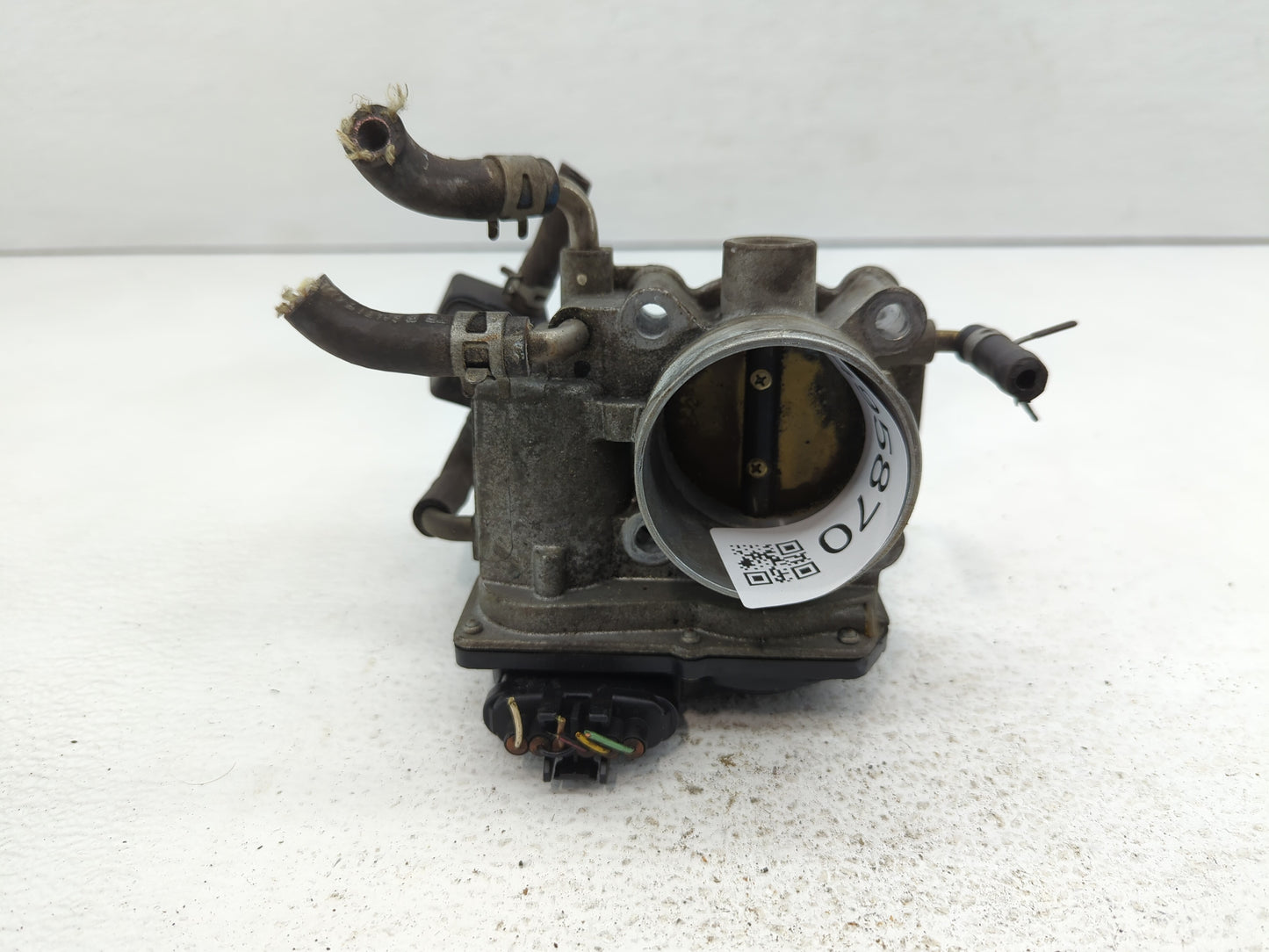 2004-2006 Toyota Camry Throttle Body P/N:22030-0H020 22030-28070, 22030-0H021, 22030-28060 Fits Fits 2004 2005 2006 2007 OEM