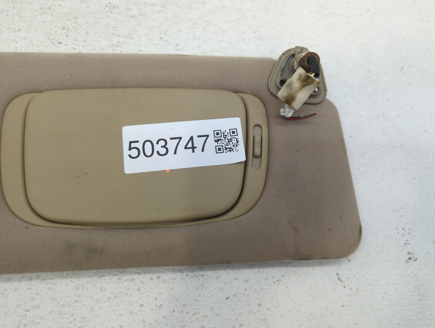 2002-2006 Toyota Camry Sun Visor Shade Replacement Passenger Right Mirror Fits Fits 2002 2003 2004 2005 2006 OEM Used Auto P