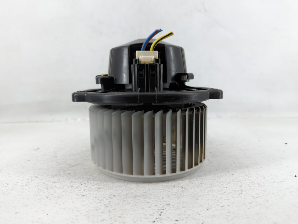 2002-2006 Toyota Camry Heater AC Blower Motor P/N:AY194000-9095 AY194000 Fits Fits 2002 2003 2004 2005 2006 2007 2008 OEM Us