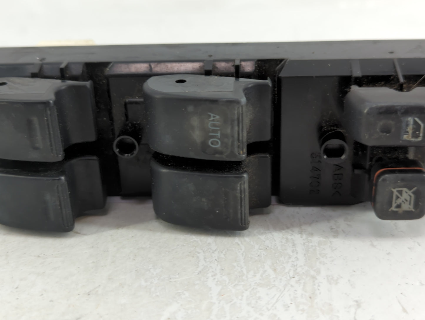 2002-2006 Toyota Camry Master Power Window Switch Replacement Driver Side Left P/N:84820-AA040 Fits OEM Used Auto Parts - Oe