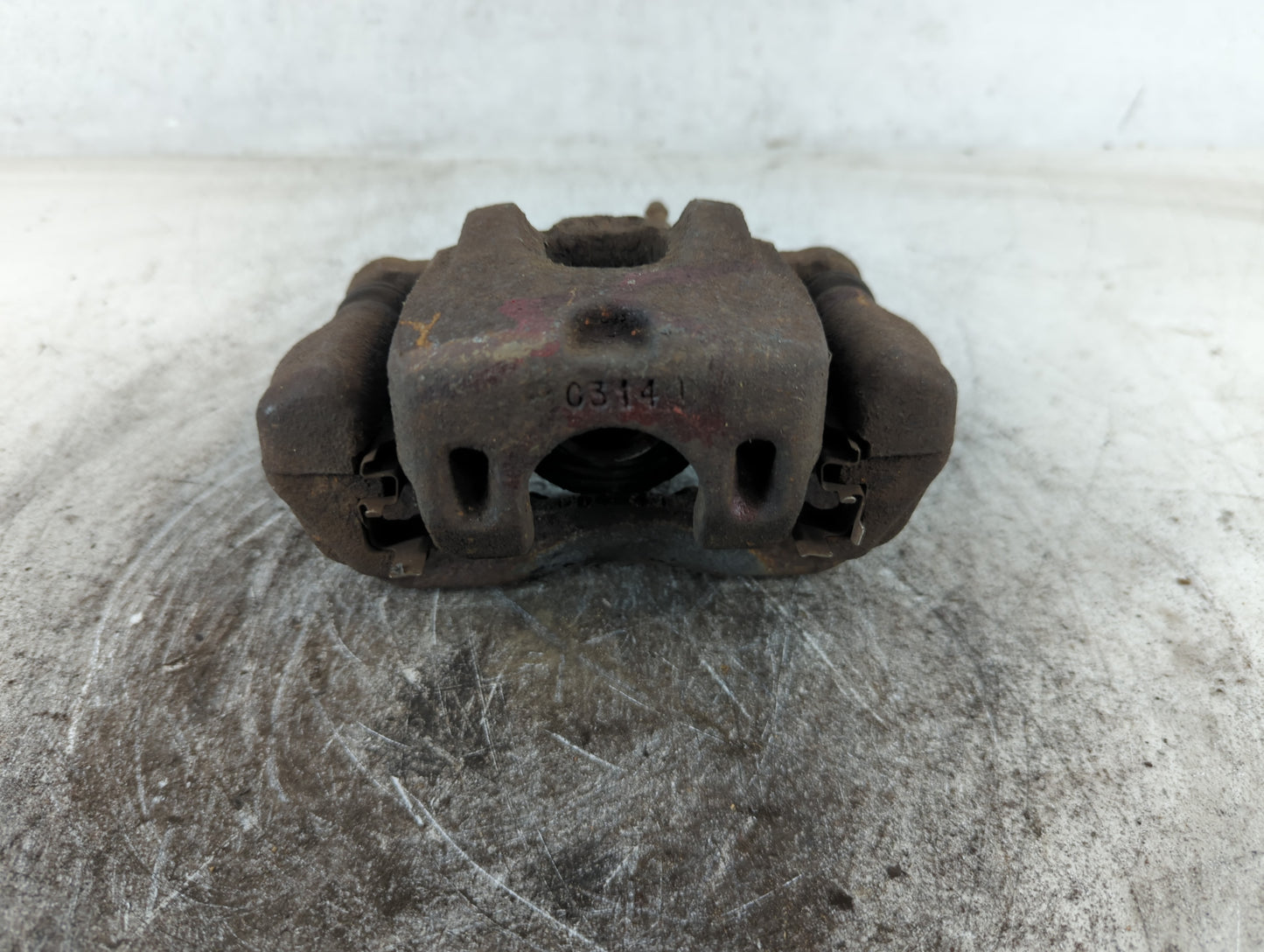 2002-2006 Toyota Camry Front Passenger Right Brake Caliper 700145 - Oemusedautoparts1.com